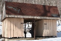 Repair roofing, paint, and repair stalls (707 KB)